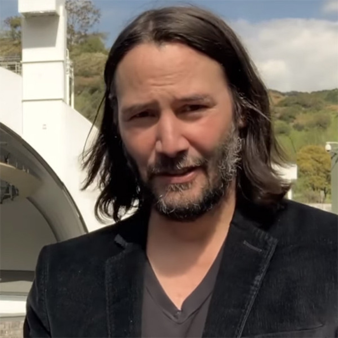 Keanu Reeves And Alex Winter Confirm Bill Ted 3 Via Video E